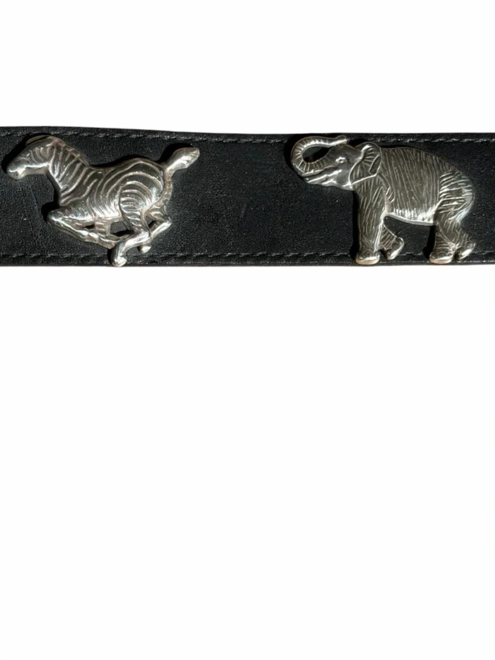 CABELA’S BLACK LEATHER BELT WITH SILVER ANIMAL CONCHOS – VINTAGE 1991 MEDIUM